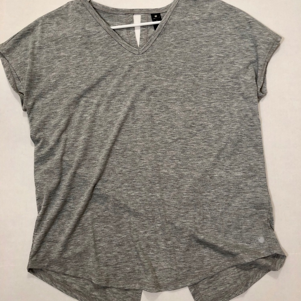 Gray athletic T-shirt size medium